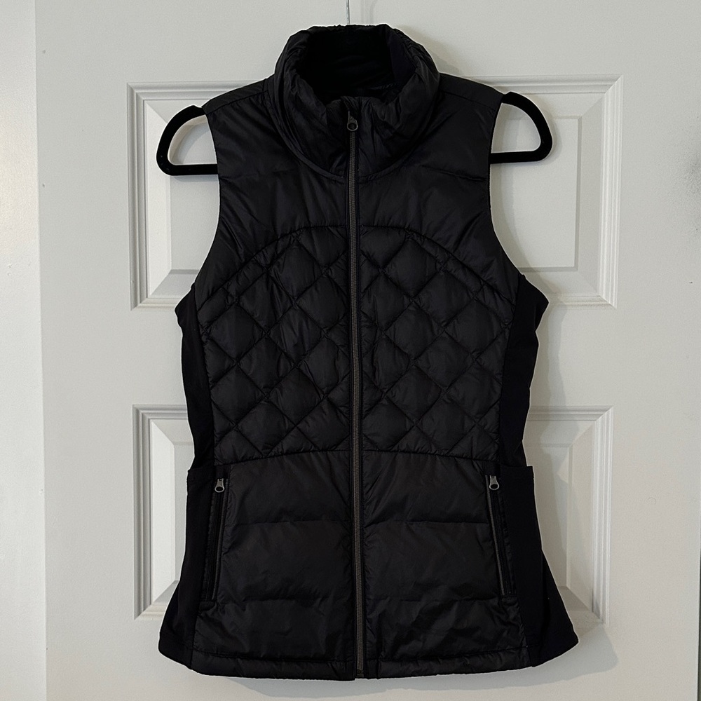 Lululemon Women's Black Quilted Vest